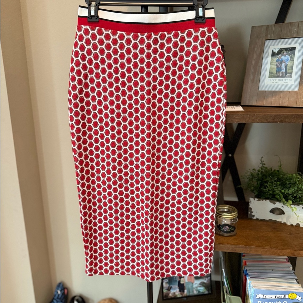 H&M Red and White Geometric Pencil Skirt